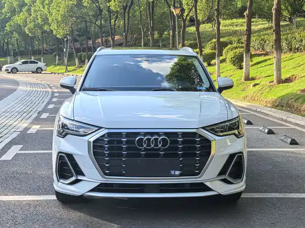 Audi Q3 2023