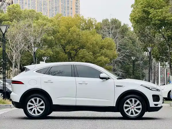 Jaguar E-PACE 2018