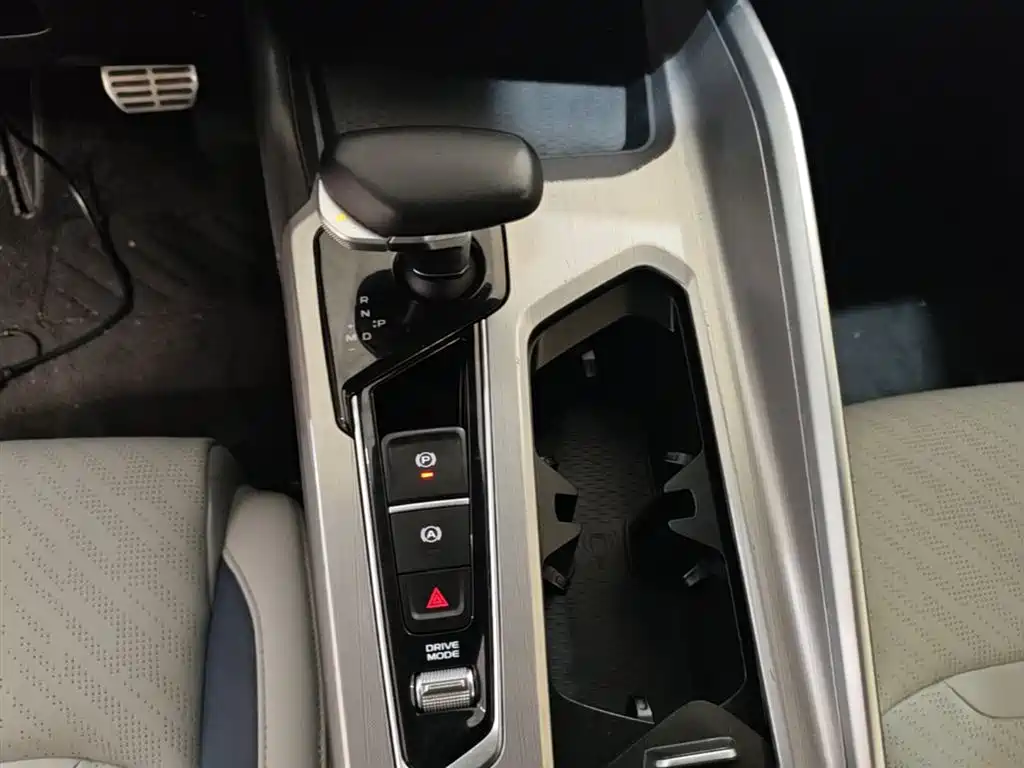 Geely Xingrui 2023 — фото 10