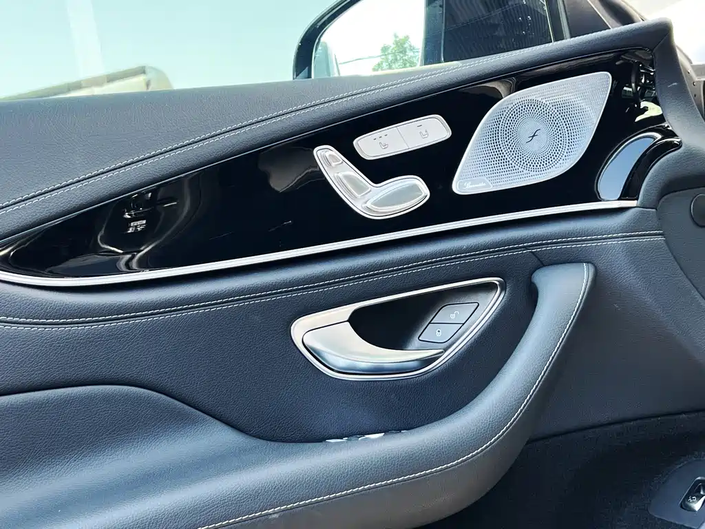 Mercedes-Benz AMG GT 2021 — фото 11