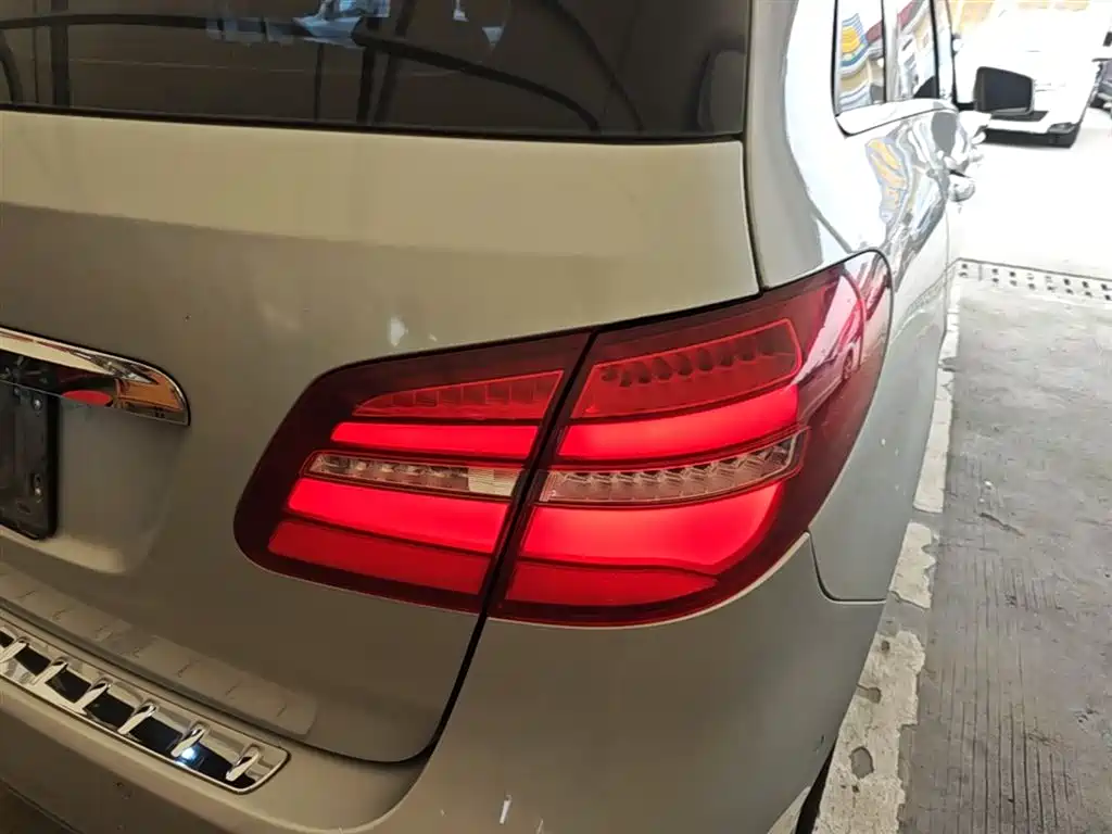 Mercedes-Benz B-Class 2015 — фото 8
