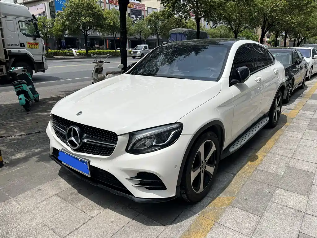 Mercedes-Benz GLC Coupe 2018 — фото 2