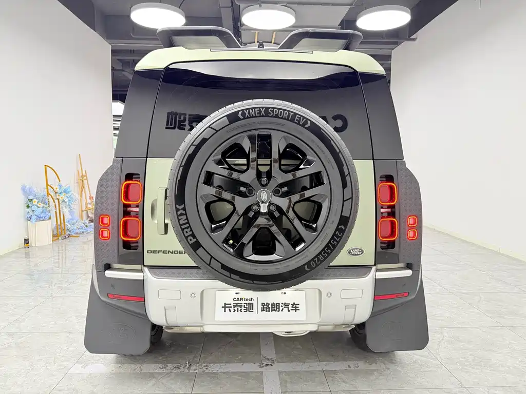 Land Rover Defender 2020 — фото 5