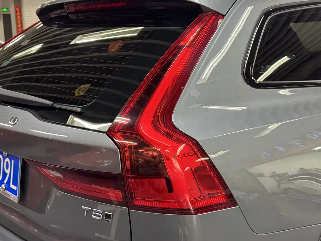 Volvo V90 2017 — фото 19