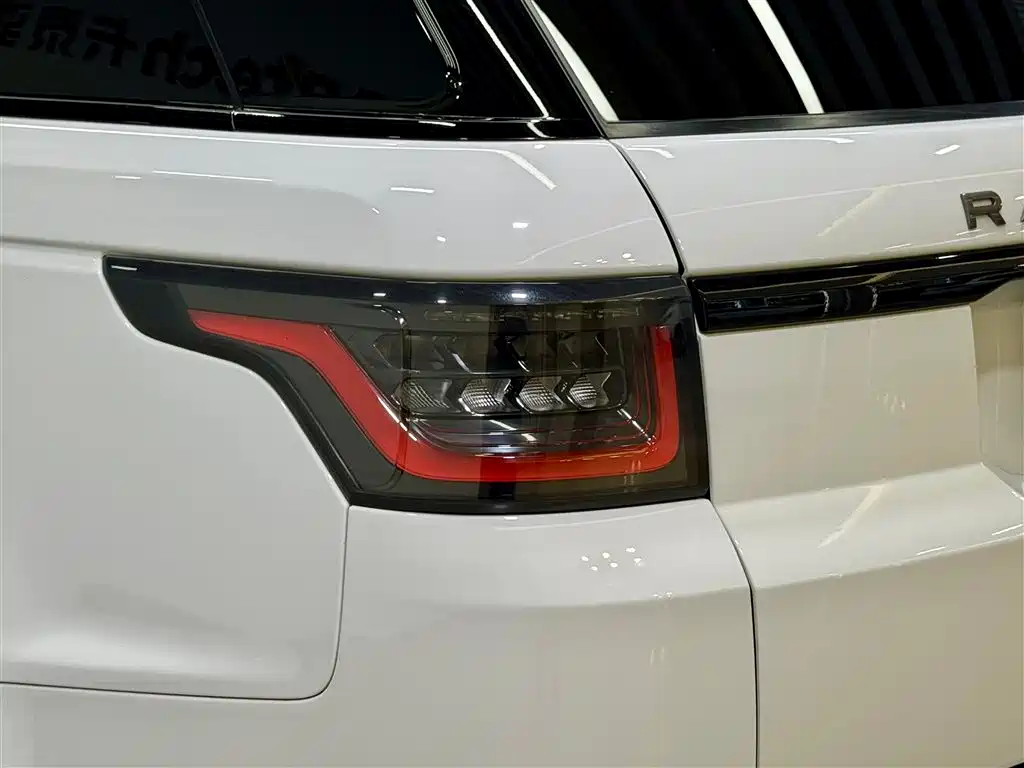 Land Rover Sport 2019 — фото 9