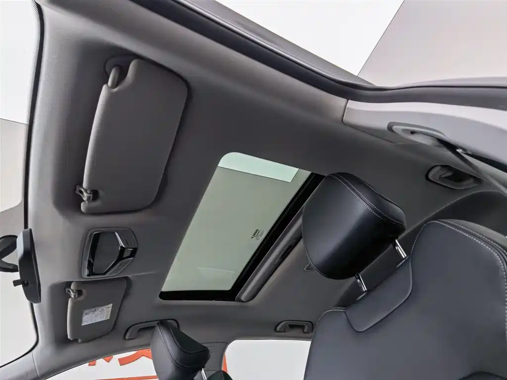 Geely Emgrand 2022 — фото 14