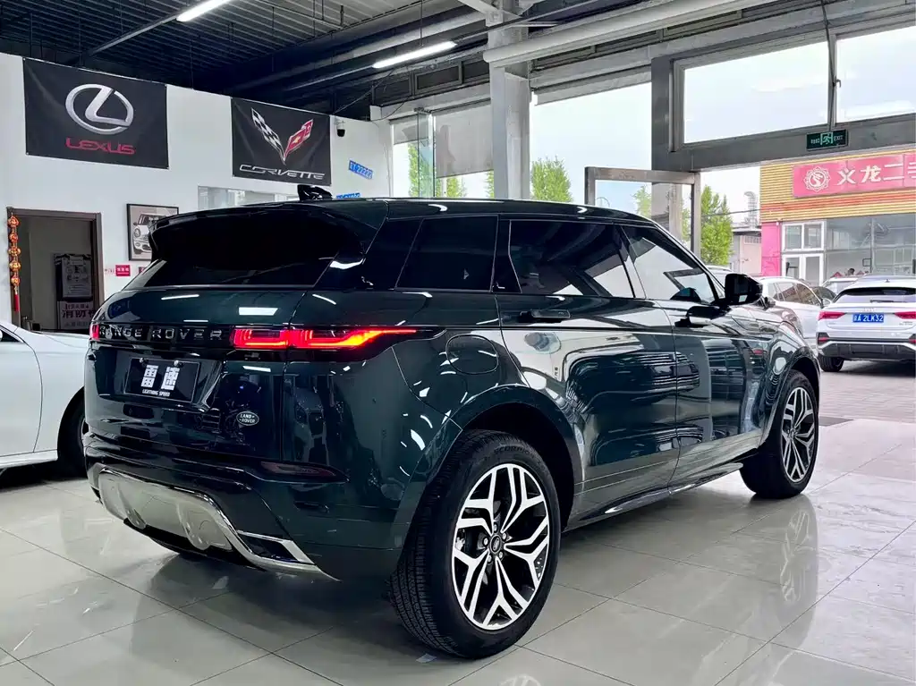 Land Rover Evoque 2024 — фото 19