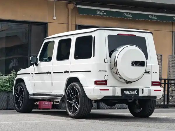 Mercedes-Benz G-Class 2024