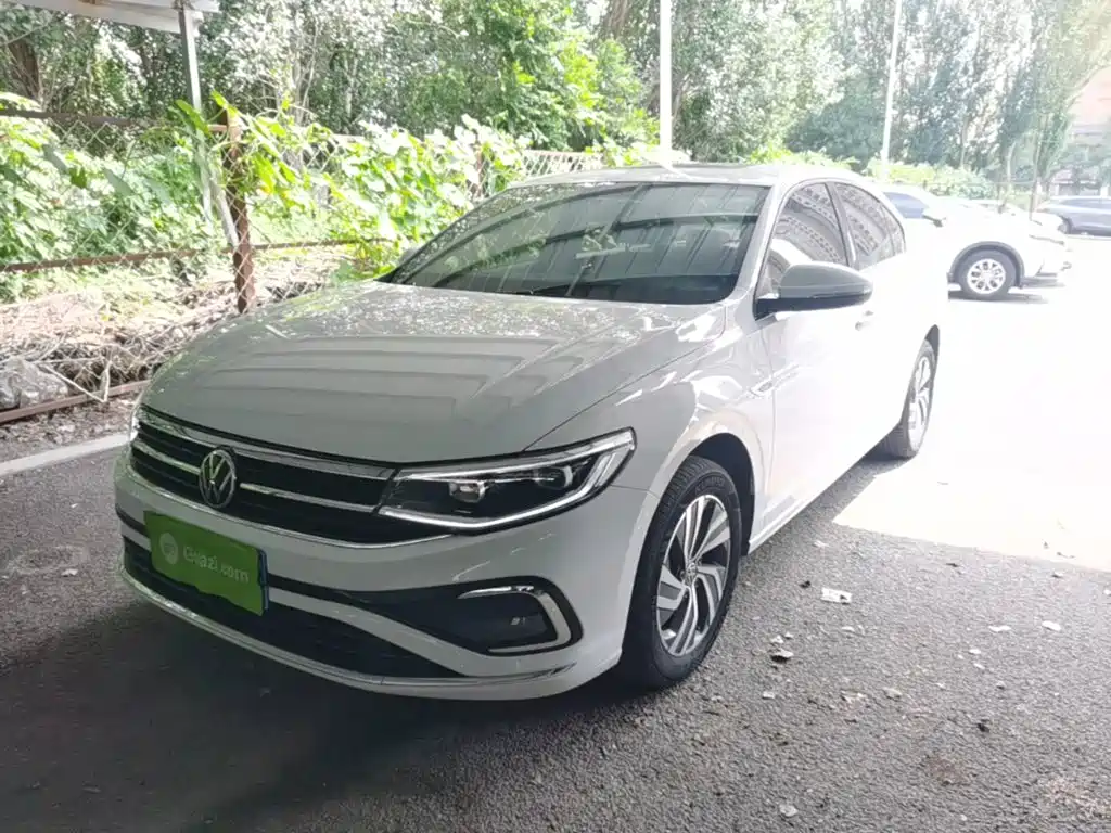 Volkswagen Bora 2023