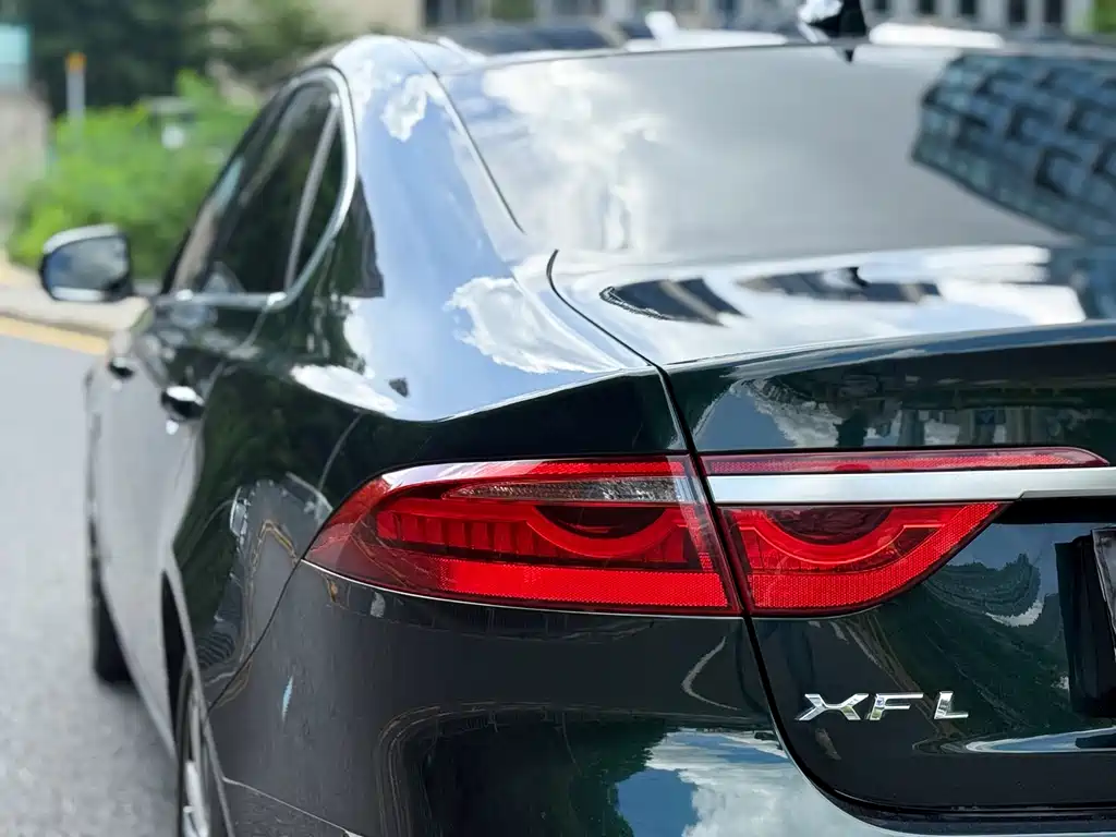 Jaguar XFL 2023 — фото 8