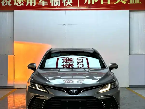 Toyota Camry 2021