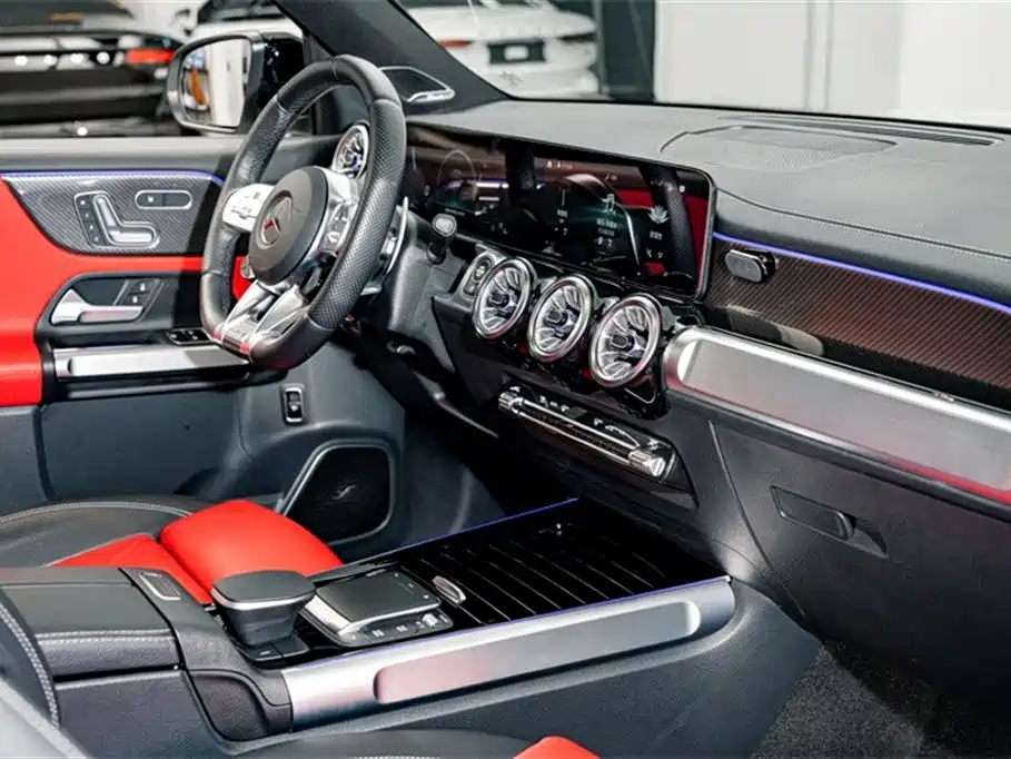 Mercedes-Benz GLB AMG 2023 — фото 20