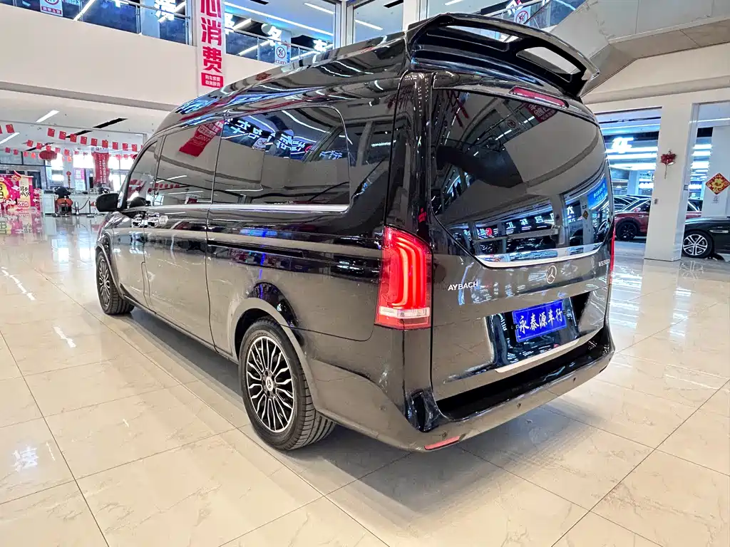 Mercedes-Benz V-Class 2020 — фото 4