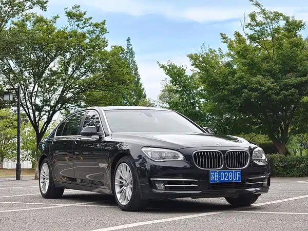 BMW 7 Series 2015
