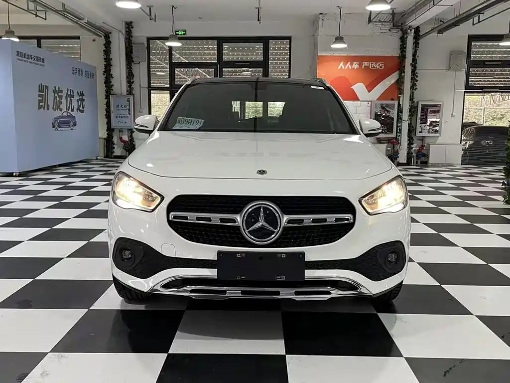 Mercedes-Benz GLA 2022
