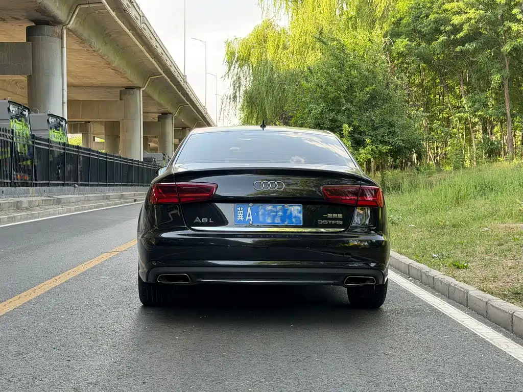 Audi A6L 2015 — фото 12