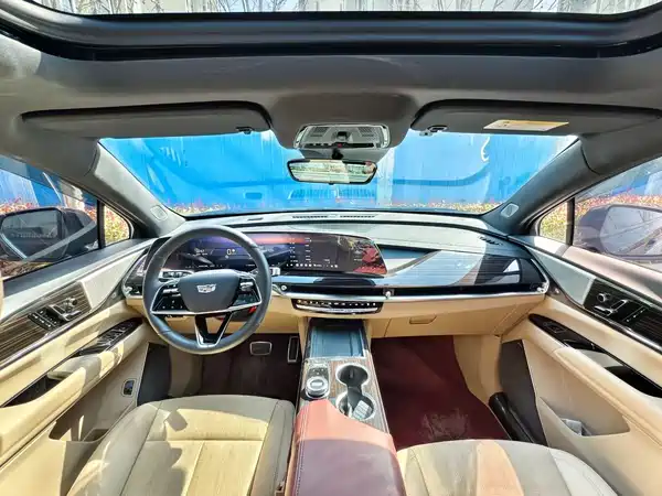 Cadillac XT5 2025