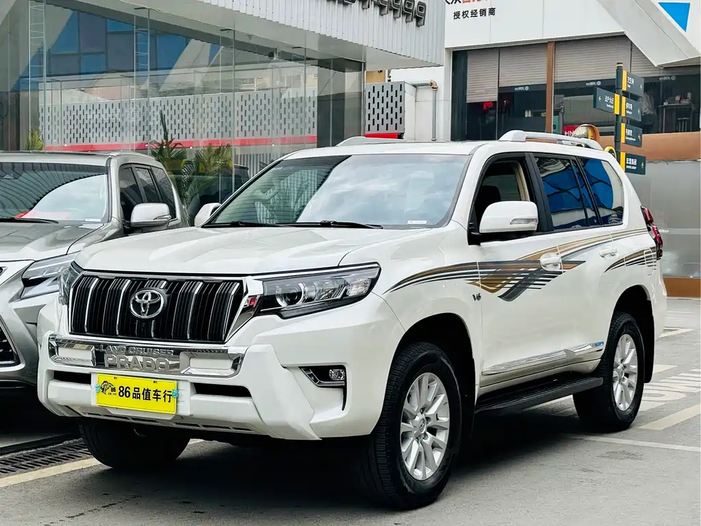 Toyota Prado 2018 — фото 1