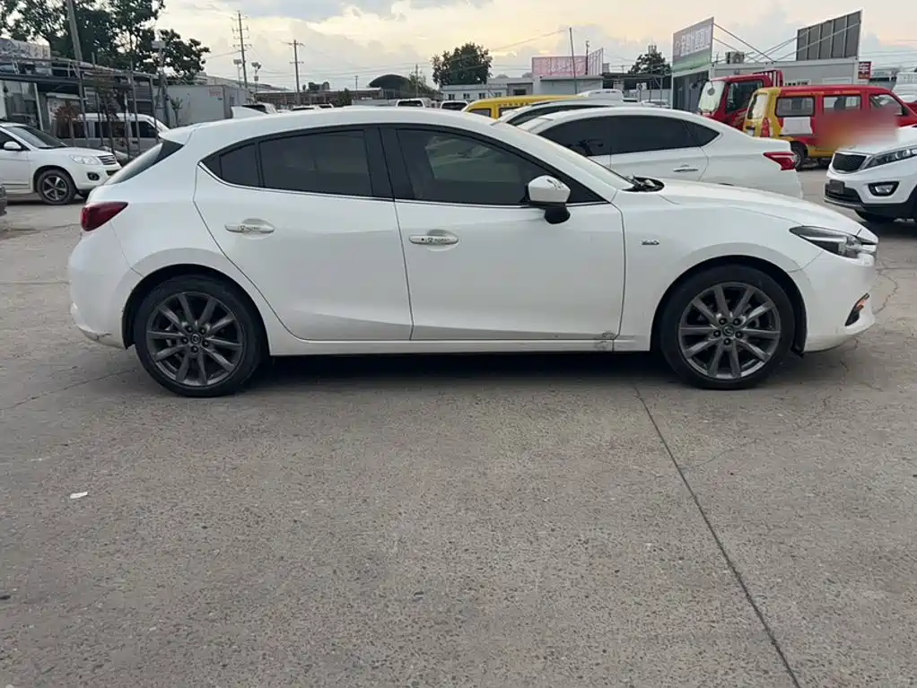 Mazda 3 Angkesela 2019 — фото 12