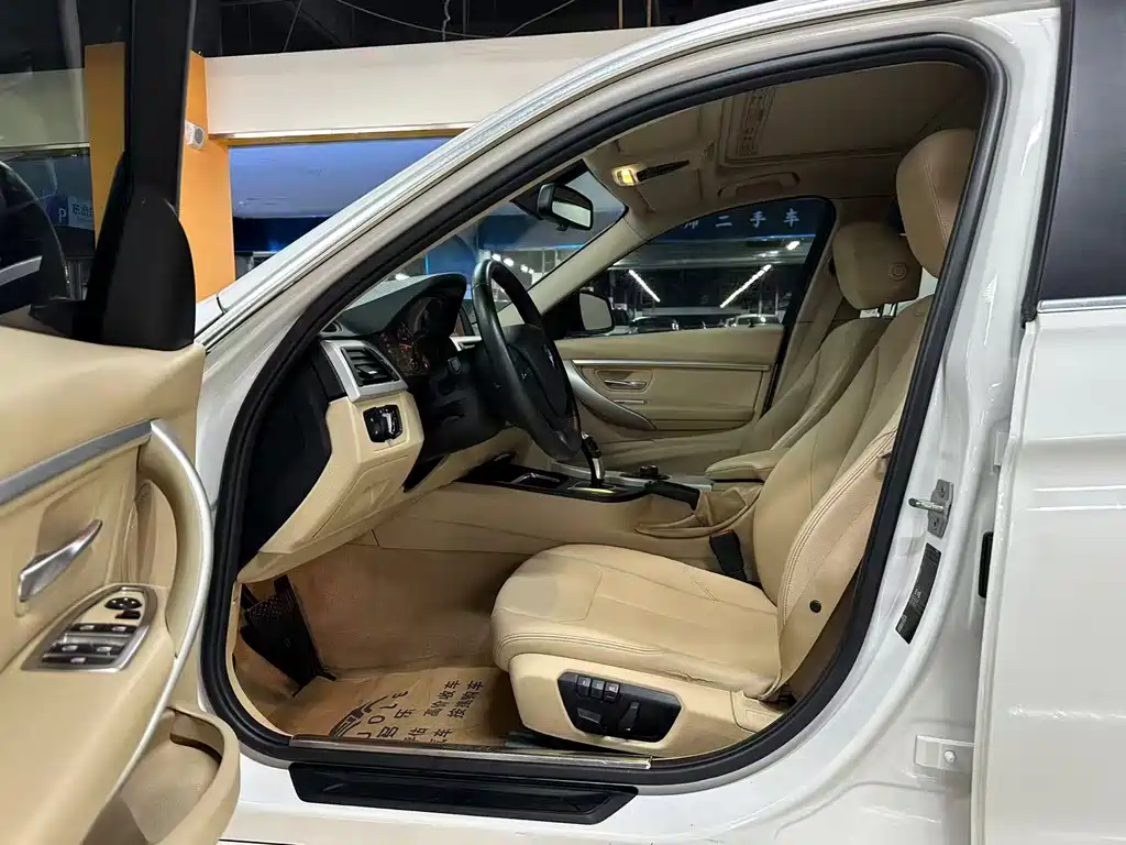 BMW 3 Series 2015