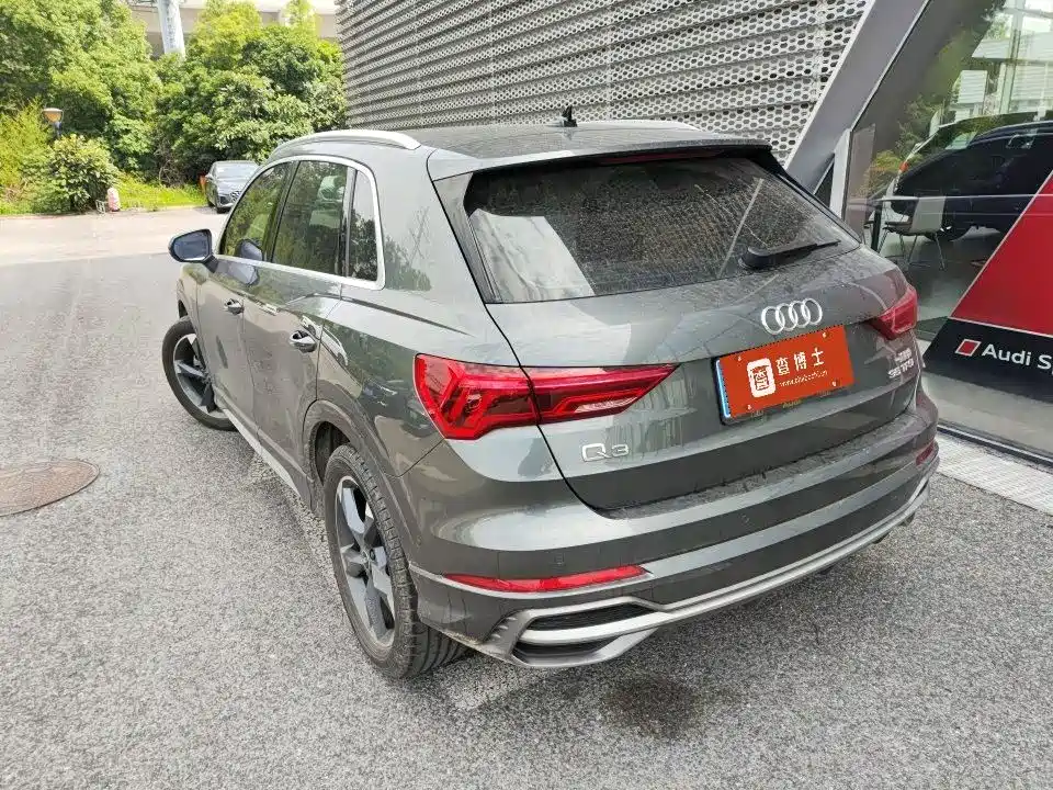 Audi Q3 2022 — фото 8