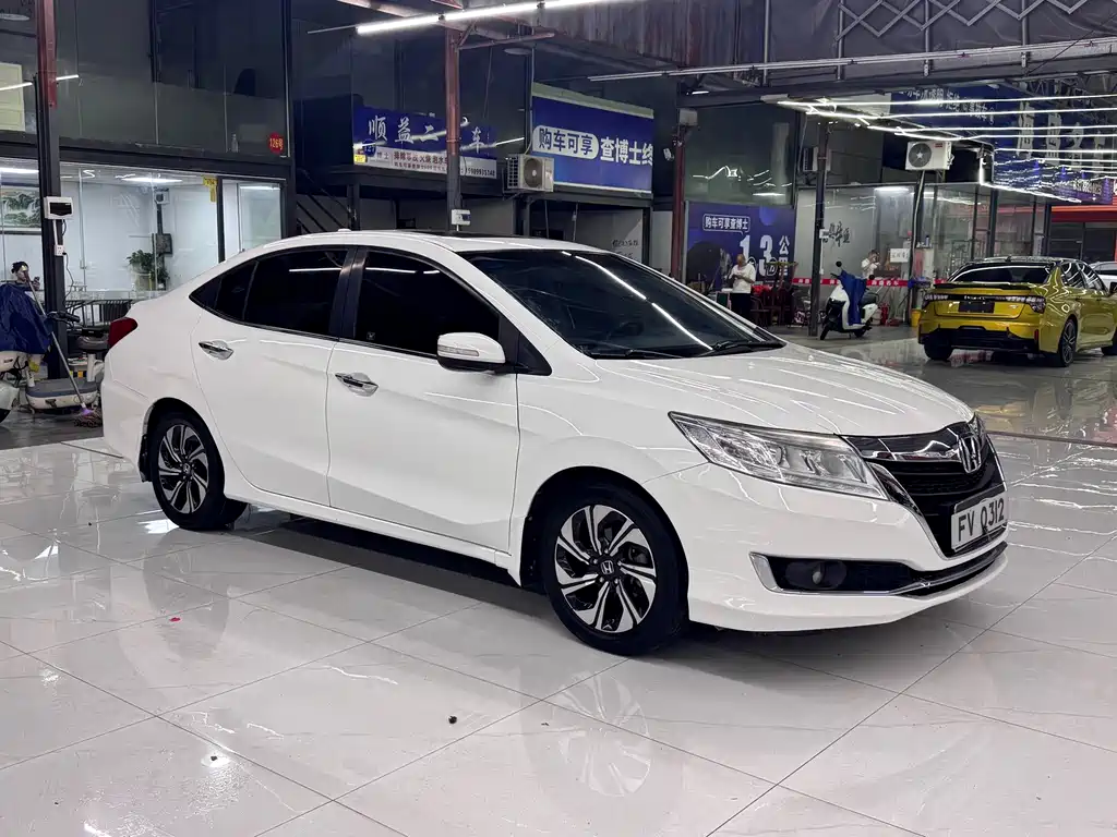 Honda Crider 2016