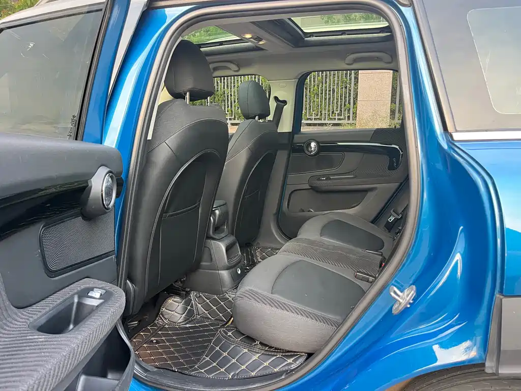 MINI Countryman 2018 — фото 13
