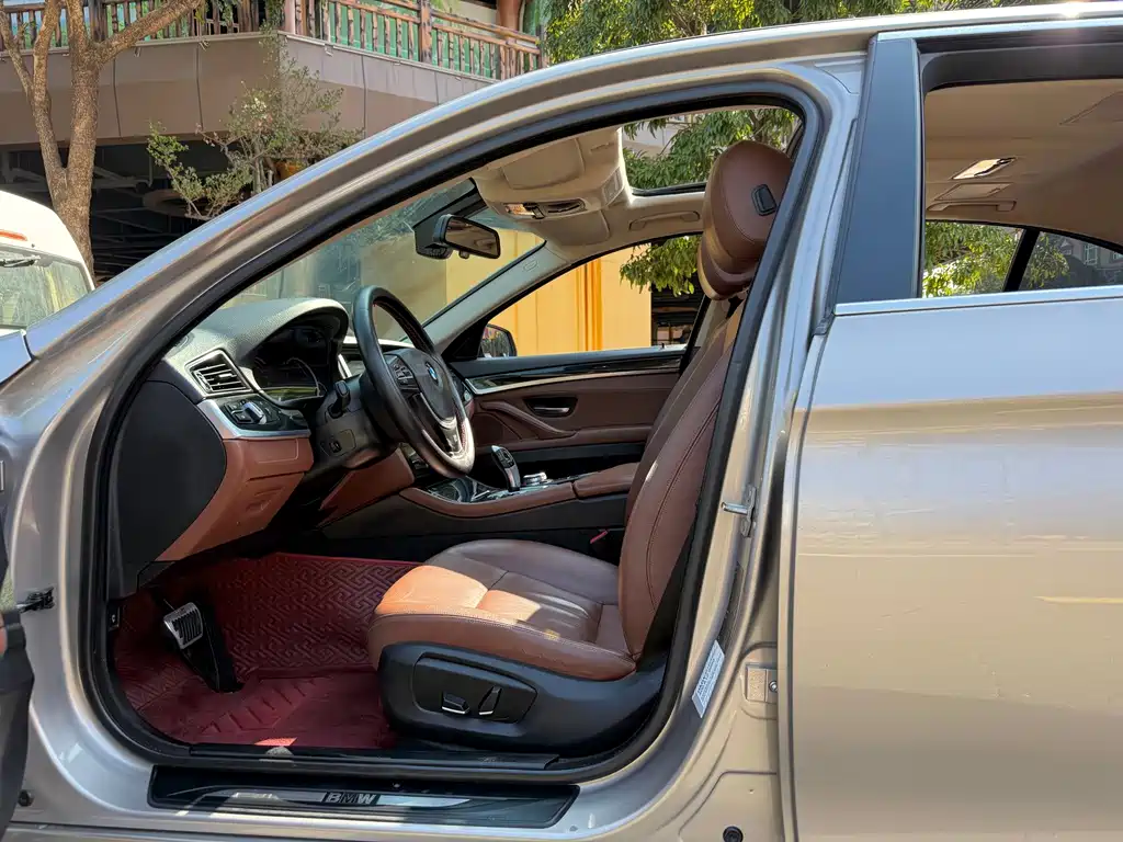 BMW 5 Series 2015