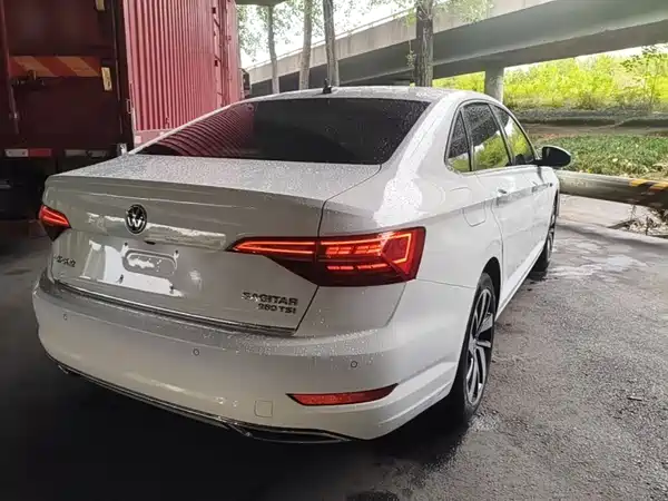 Volkswagen Sagitar 2022