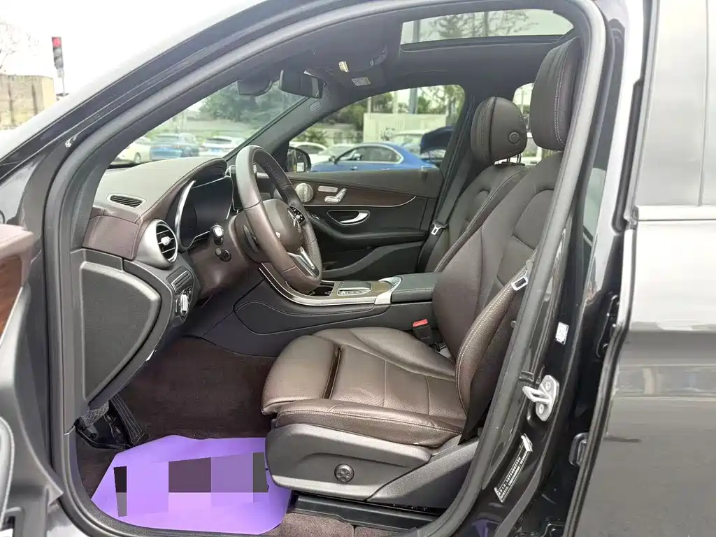 Mercedes-Benz GLC 2021