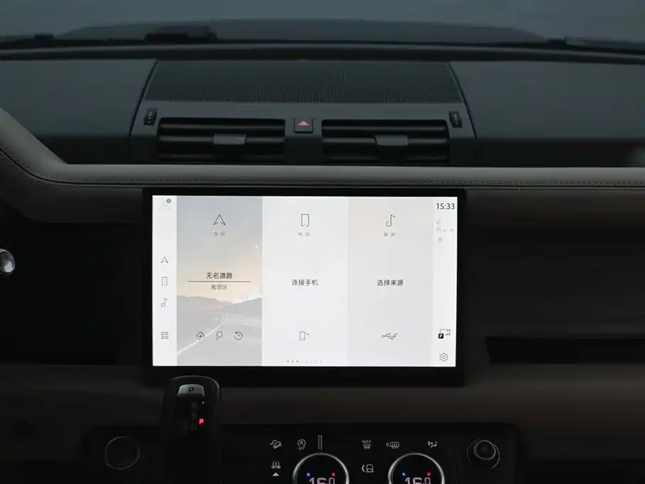 Land Rover Defender 2022 — фото 16