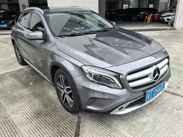 Mercedes-Benz GLA 2017