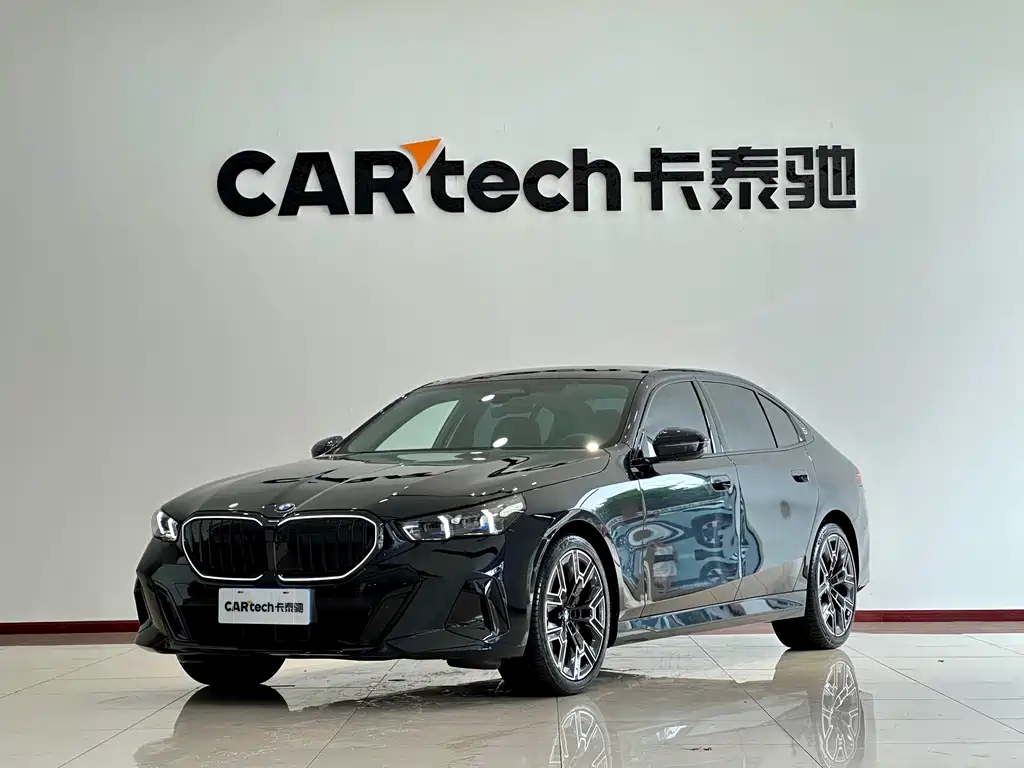 BMW 5 Series 2026