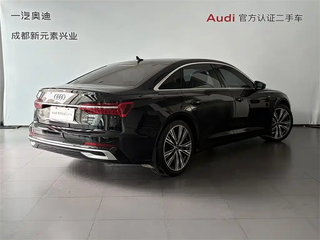 Audi A6L 2024 — фото 4