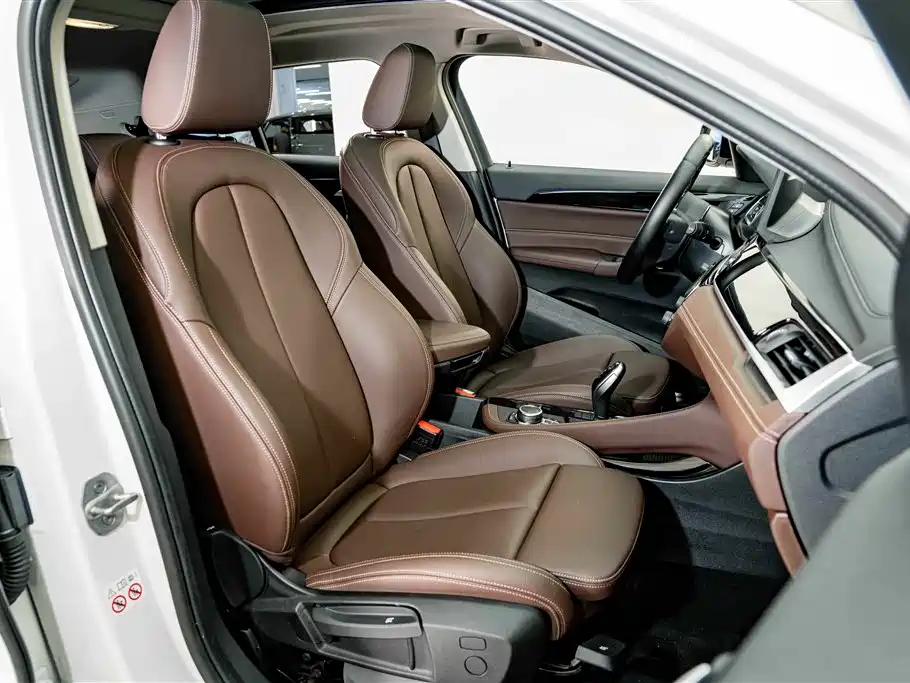 BMW X2 2023 — фото 19