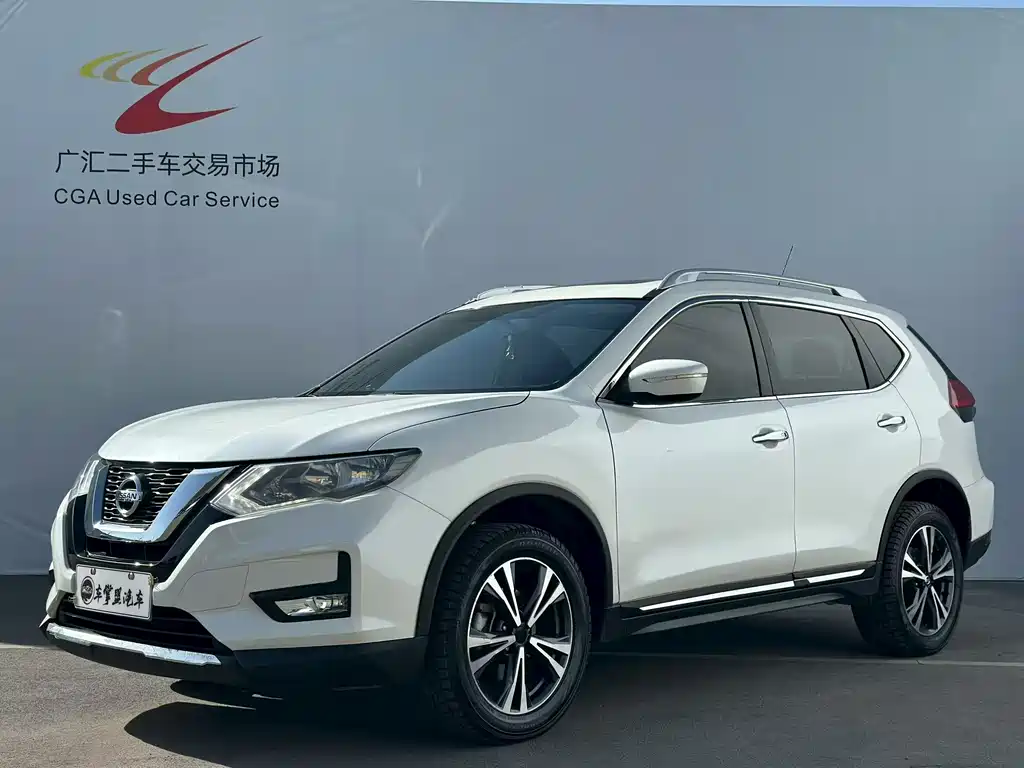 Nissan X-Trail 2017 — фото 1