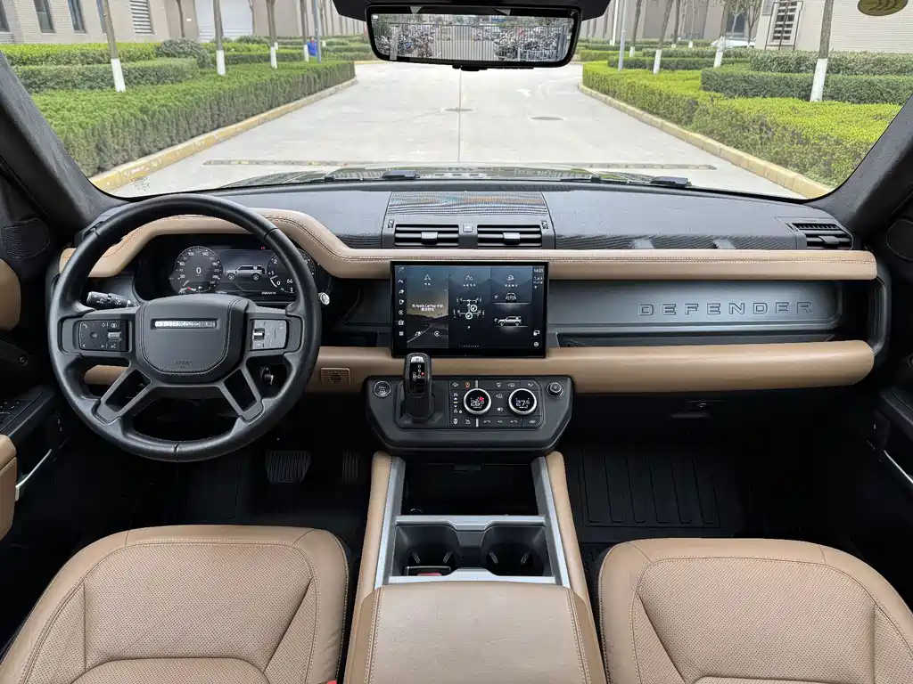 Land Rover Defender 2024 — фото 9
