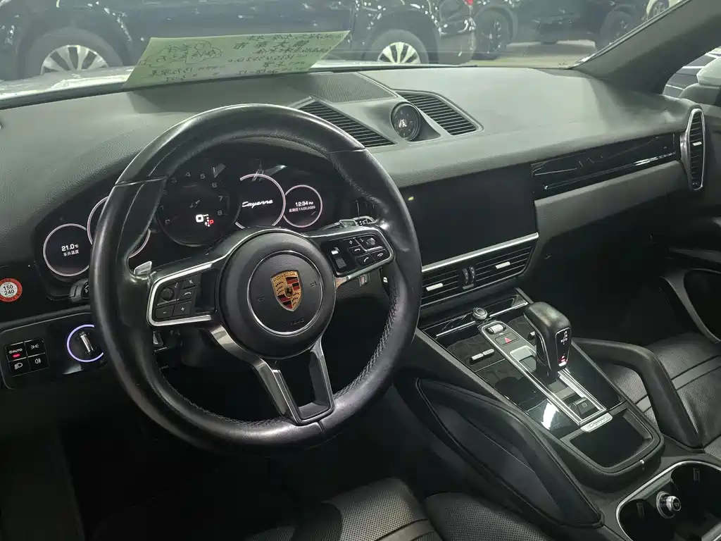 Porsche Cayenne 2018 — фото 4