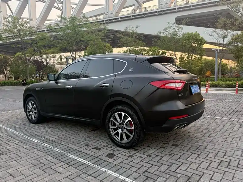 Maserati Levante 2020 — фото 14