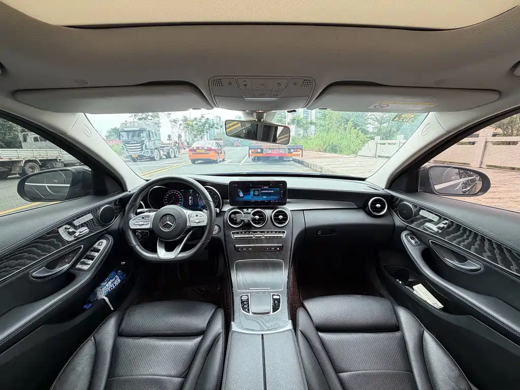 Mercedes-Benz C-Class 2020 — фото 6