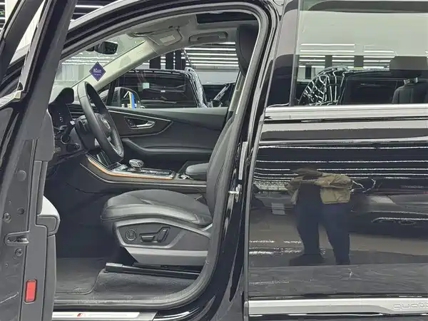 Audi Q7 2023