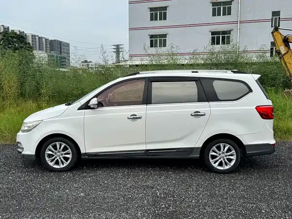 Baojun 730 2016