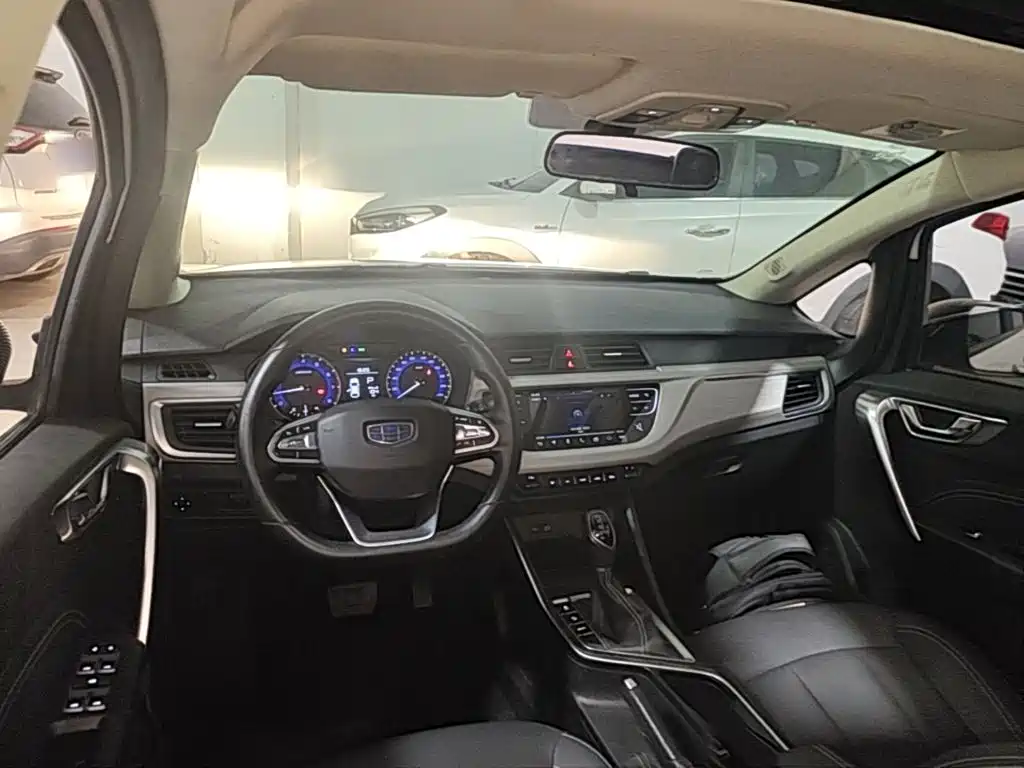 Geely Vision X3 2020 — фото 10