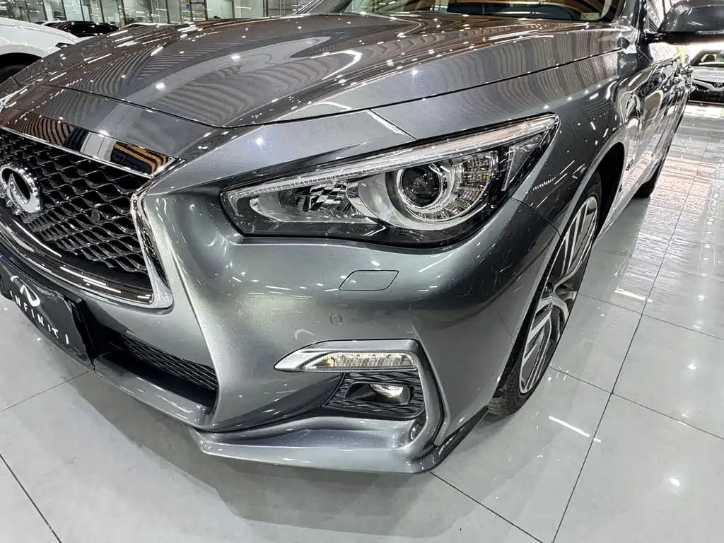 Infiniti Q50L 2018 — фото 26