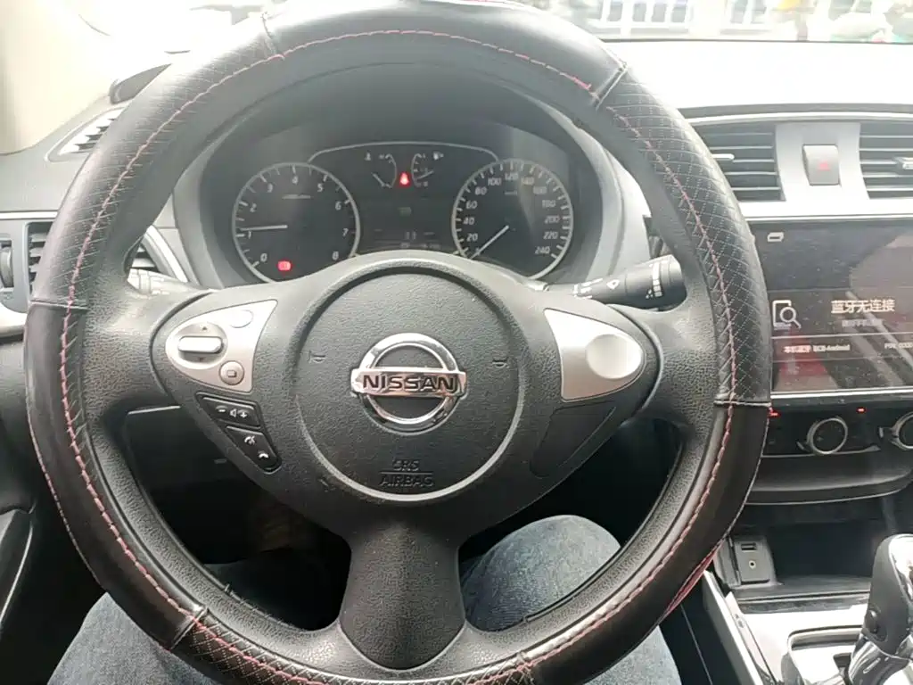 Nissan Sylphy 2018 — фото 11