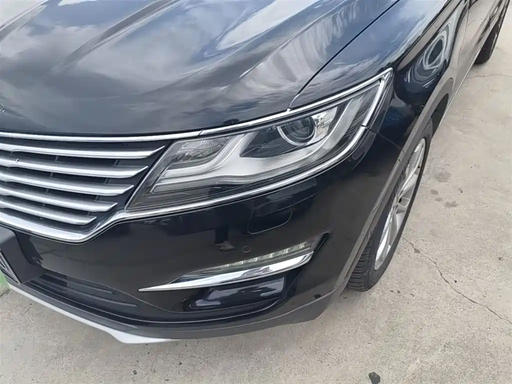 Lincoln MKC 2018 — фото 24