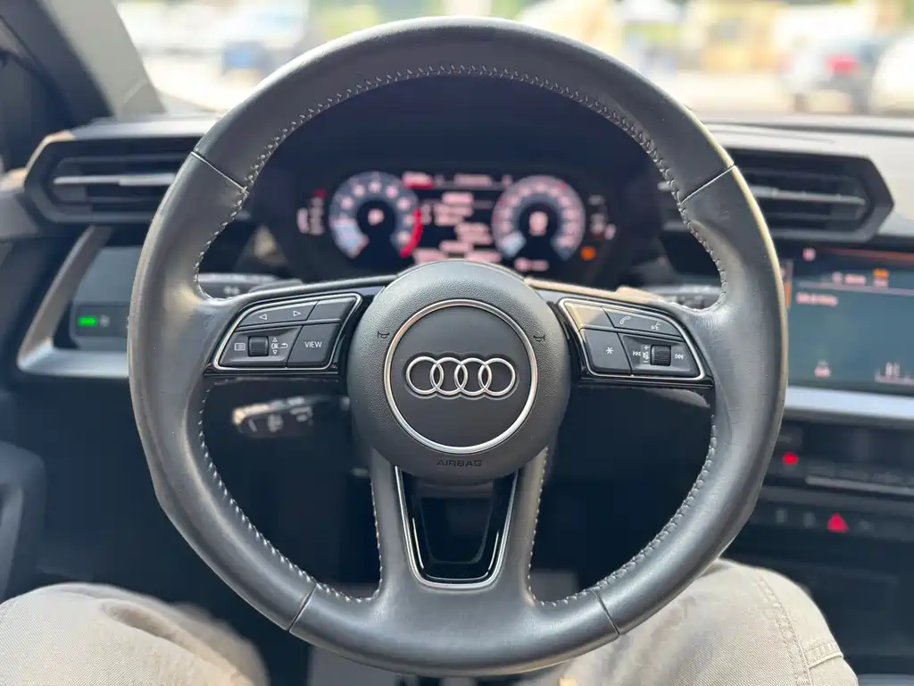 Audi A3 2022 — фото 10