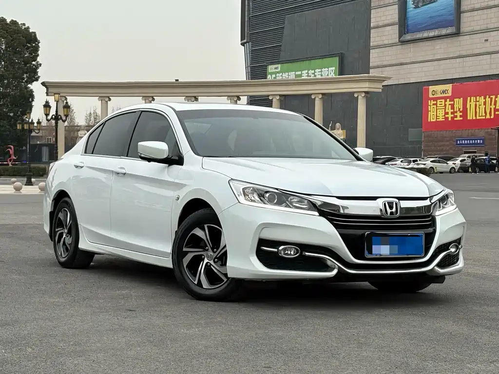 Honda Accord 2017 — фото 3