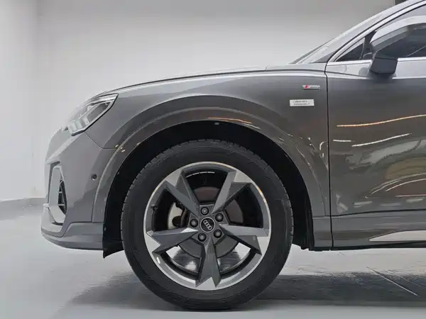 Audi Q3 2023