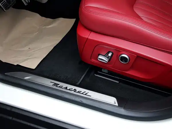 Maserati Levante 2021